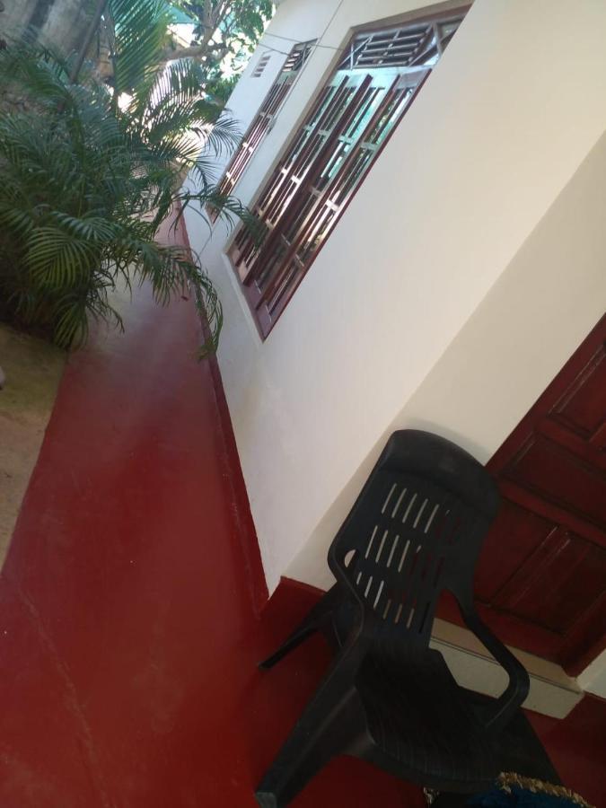 Pradeep Guest House Mirissa Exterior foto